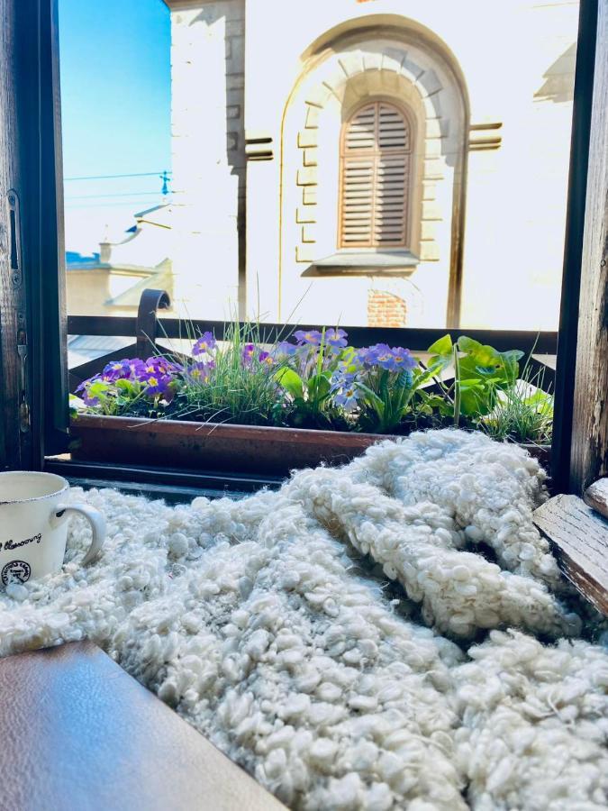 Вірменська 14 Центр Не Далеко Від Ж Д Вокзалу Звітні Документи Lägenhet Lviv Exteriör bild